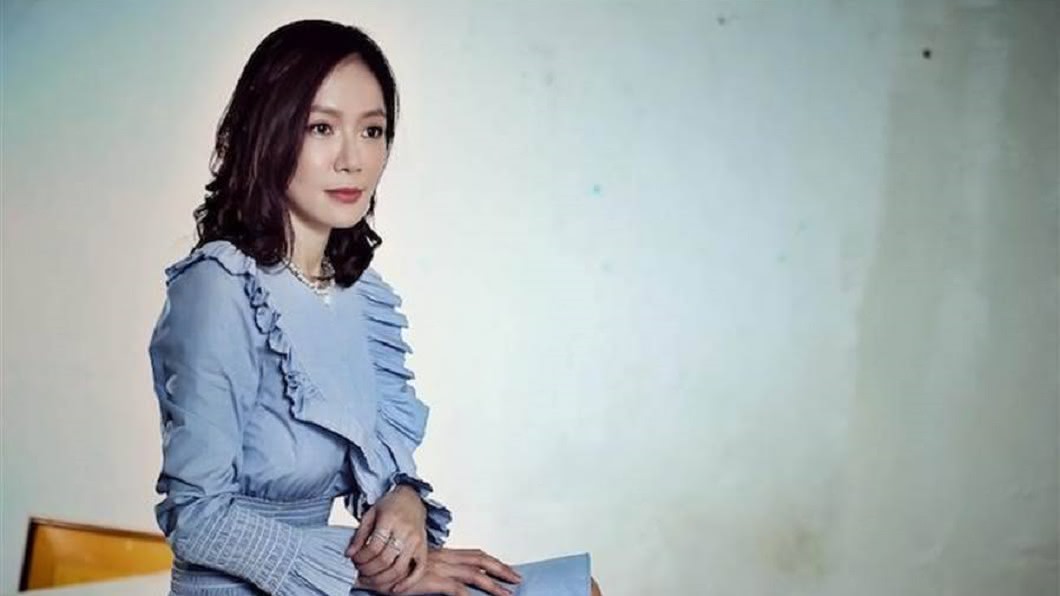 尹馨感嘆加護病房很可怕。(圖/翻攝自尹馨臉書)