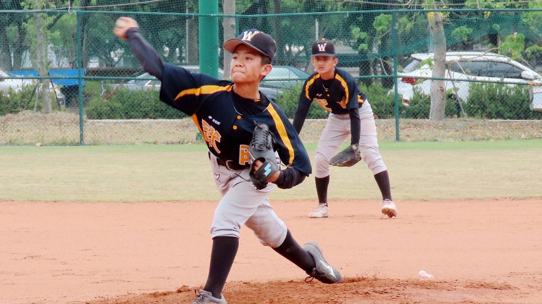 努力給天上教練看　武陵國小軟式聯賽全國賽搶勝