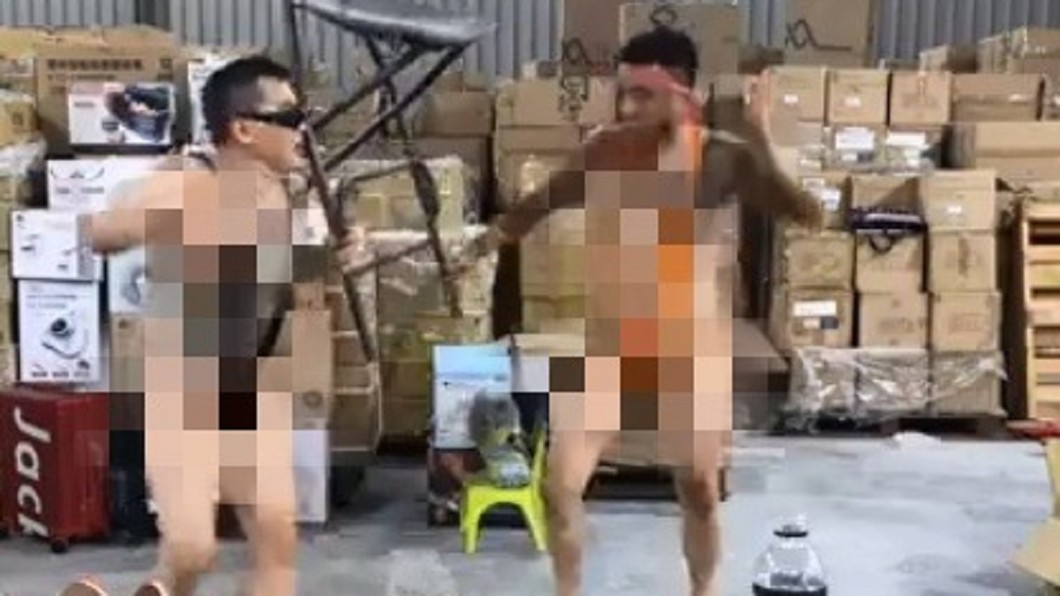 高盟傑連近期正夯的黑人抬棺舞也能來上一段。(圖/翻攝自盧俊陞直播粉絲團臉書)