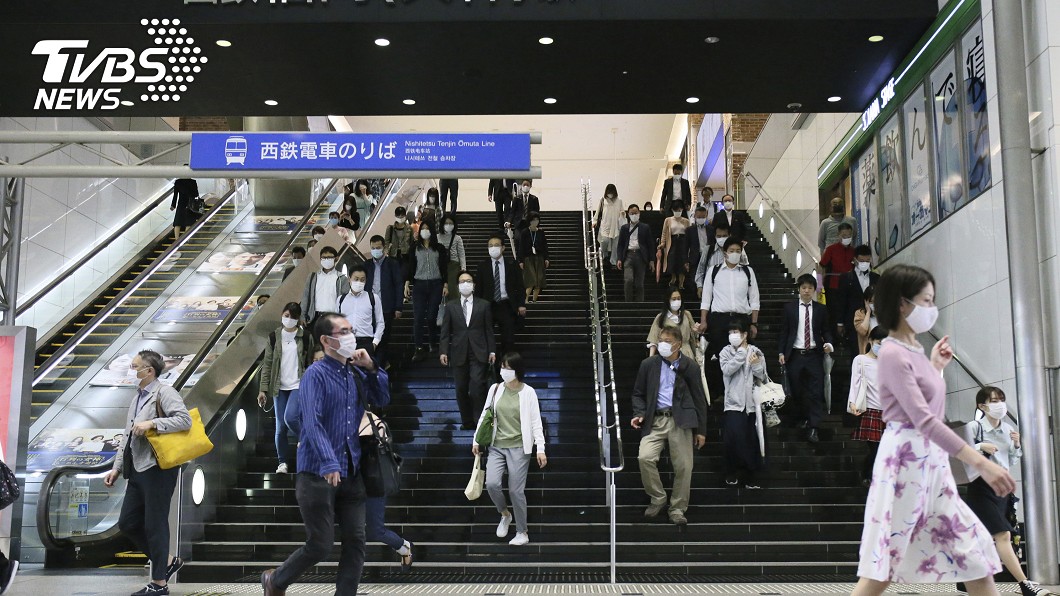 減少員工通勤頻率 日本經團連籲「週休三日」