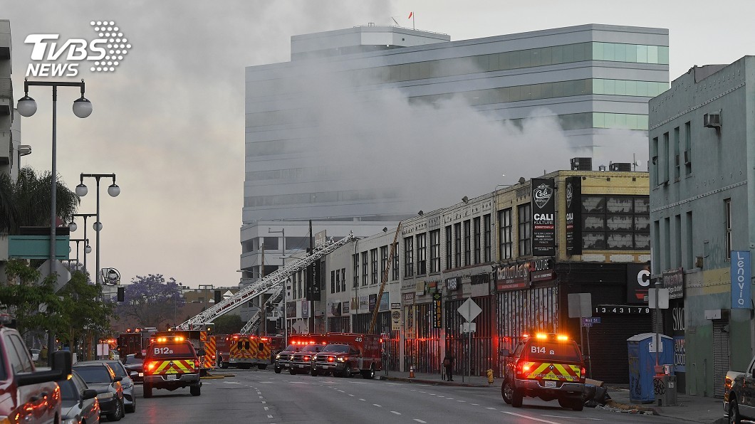 洛杉磯市中心商店爆炸 11消防隊員受傷