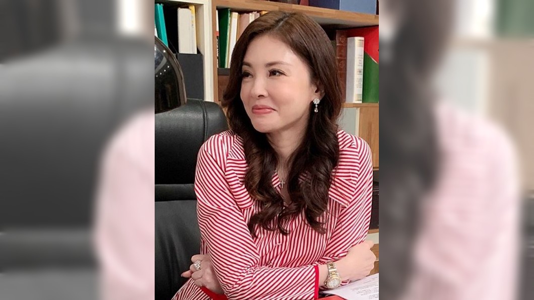 何如芸突發表「不輕生宣言」 網友:快報警