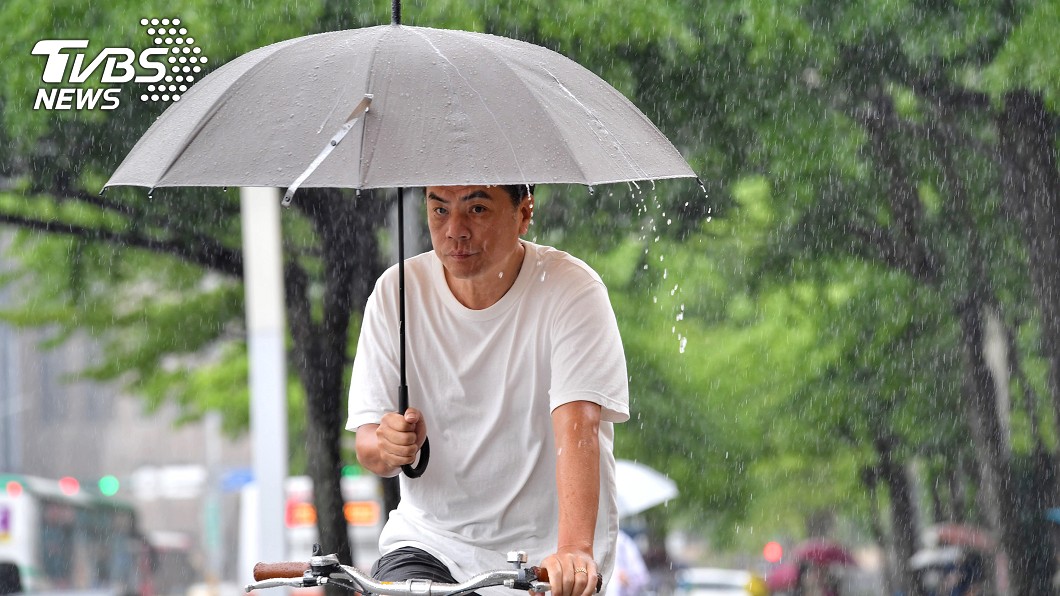 鋒面明起再接近 週二起西半部東北部防大雨