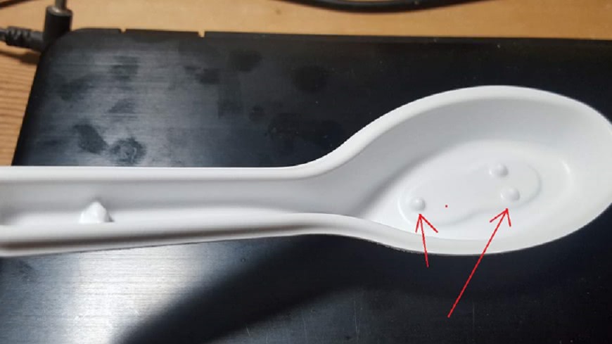 免洗湯匙的「凸點」藏秘密記號？網揭密2真實用途