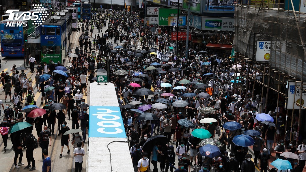 香港萬人上街抗議港版國安法 日本盼中國明智因應