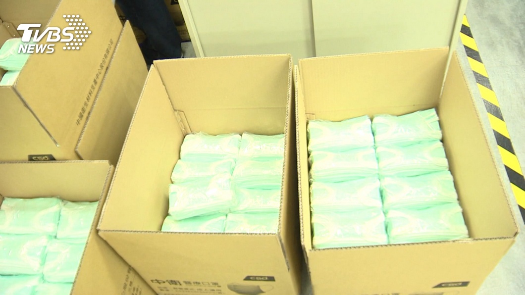 民眾湧藥局搶買口罩 藥師嘆訂貨難憂沒貨可賣