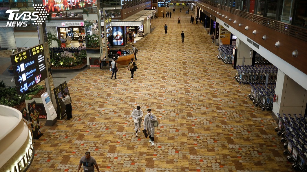 新加坡逐步開放必要旅行 旅客須接受病毒檢測
