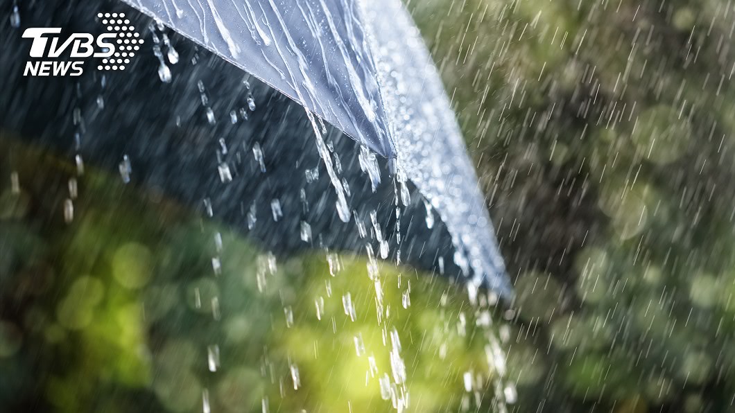 低壓帶偏南風水氣影響 南高屏留意強降雨