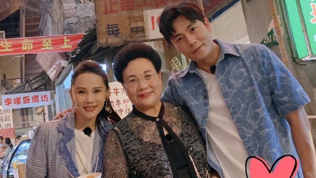 伊能靜與秦昊結婚5年，育有女兒小米粒。（圖／翻攝自伊能靜微博）