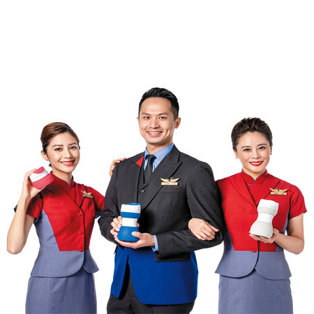 華航開賣飛機環保杯。(圖/翻攝自華航eMall官網)