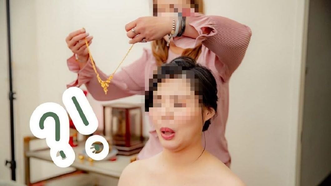 1名女網友分享自己女性友人結婚時，請來的婚禮攝影師超不專業，把準新娘拍得太醜讓她超崩潰。（圖／翻攝自爆料公社臉書粉絲團）