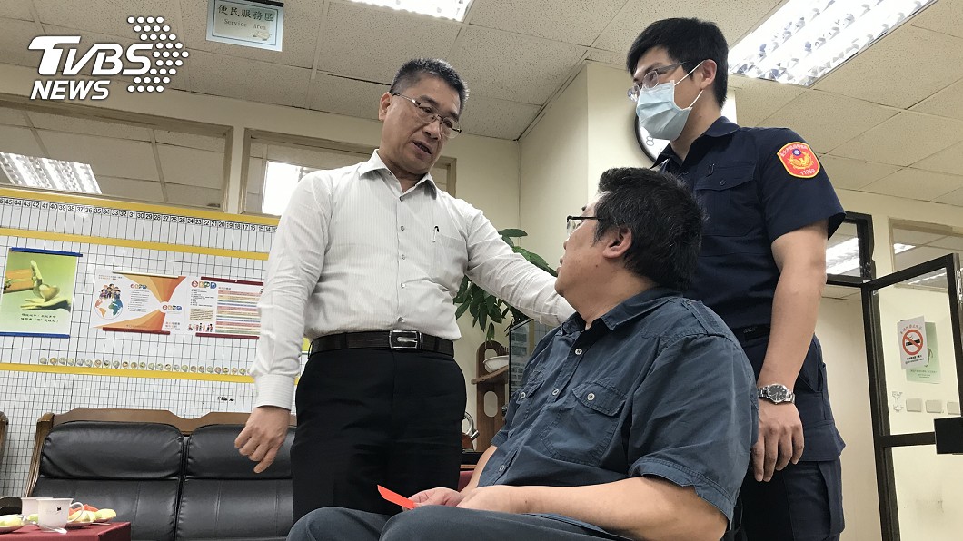 警察節前夕 徐國勇慰勉因公受傷員警