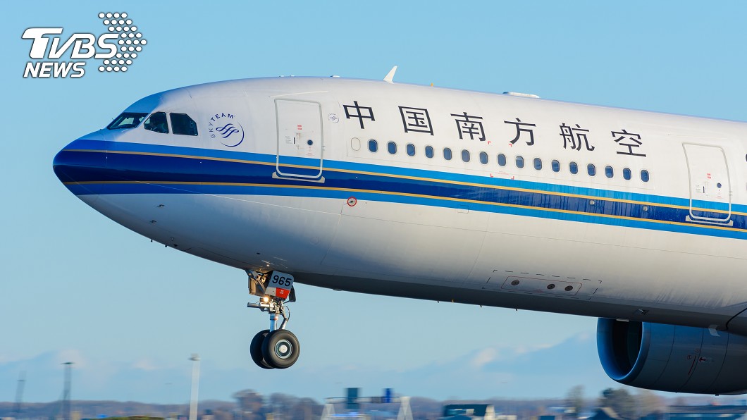 快訊/機上17旅客驗出陽性 陸南航成「熔斷」首例