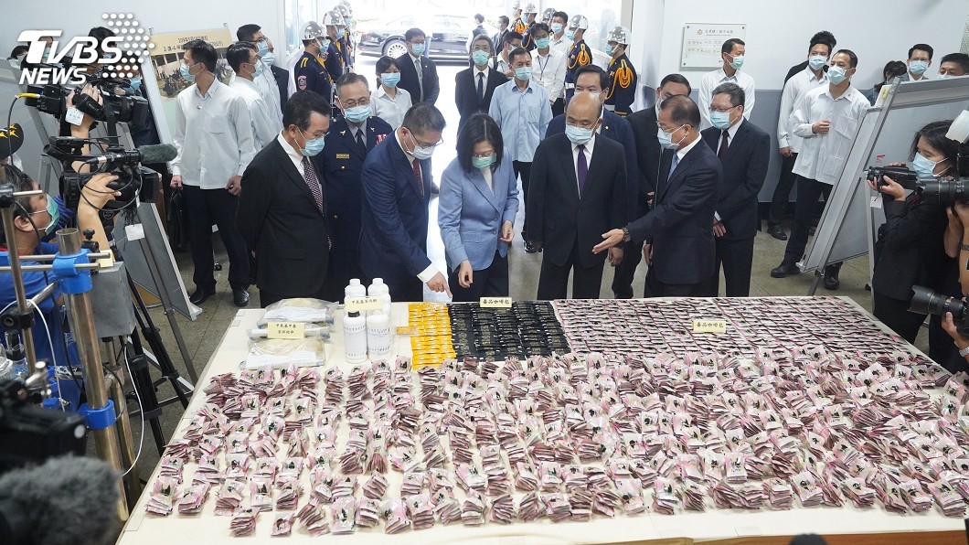 警破全台最大毒品原料案 總統視察慰勉有功人員