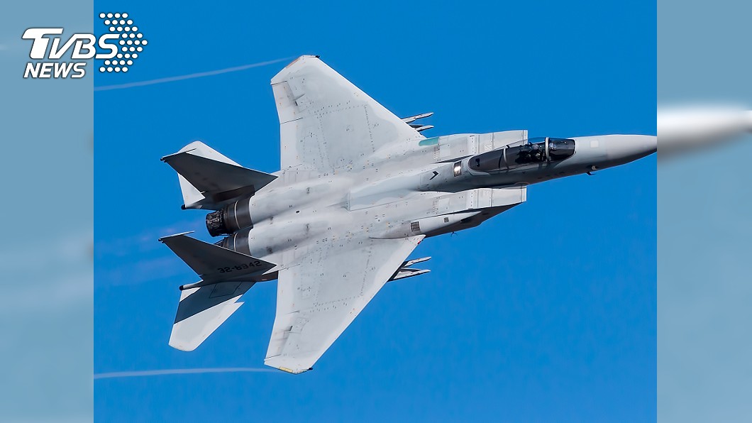 美駐英國F-15戰機墜北海 尋獲飛行員遺體
