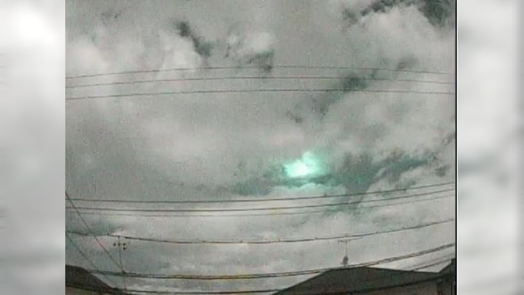 「綠火球」現蹤澳洲上空 專家:是小行星啦