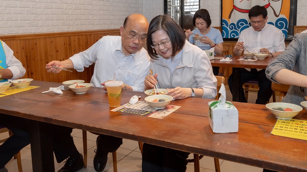 蔡蘇逛新北為啥沒揪侯友宜?他揭「暗黑內幕」:你想都別想