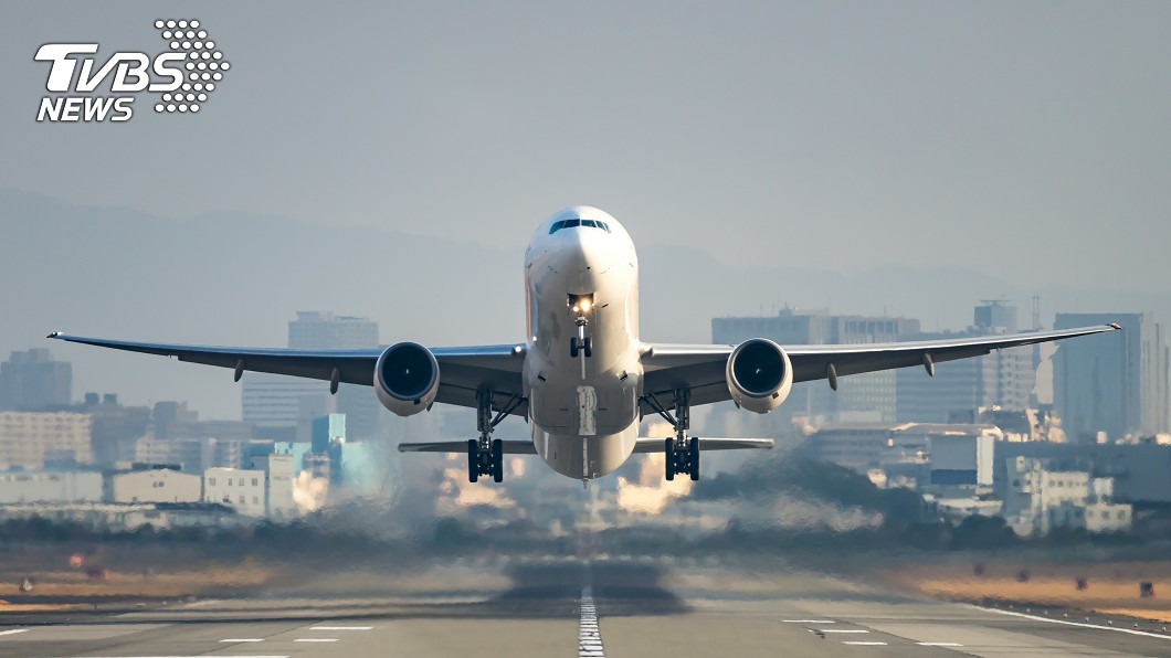 醫爆離京班機「班班客滿」 剛返台的他:機上才30人
