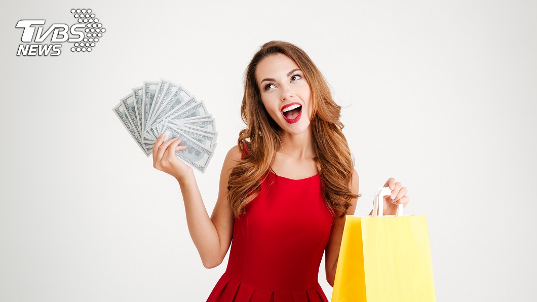 月薪沒5萬「不配」擁有愛情 拜金女遭嗆:臉皮堪比犀牛