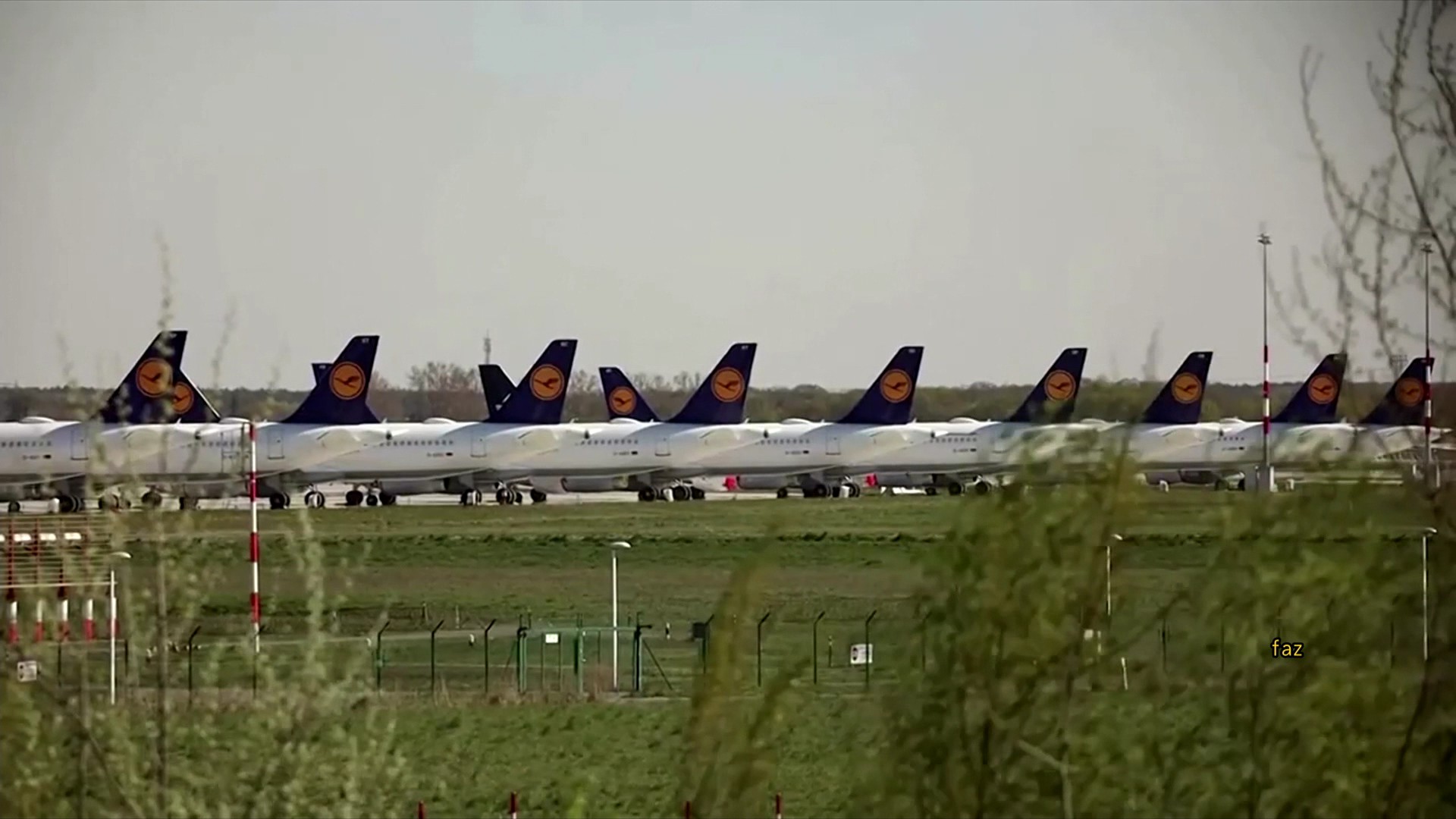 航空營收砍半 2020史上最慘