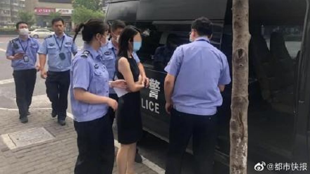 警方獲報循線逮到1名張姓女子。(圖/翻攝自都市快報)
