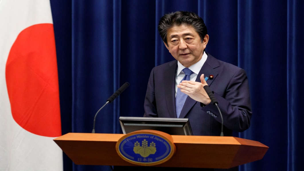 安倍148天來首次休假! 但不支持率近五成