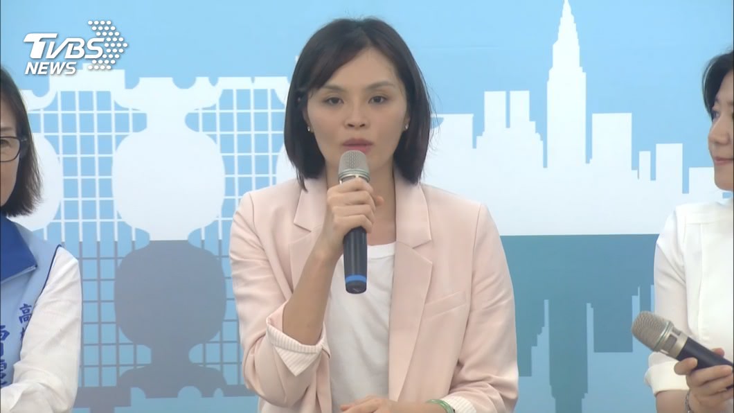 真實戰力爆表!宮廟眷村「通吃」 他揭李眉蓁5大背景