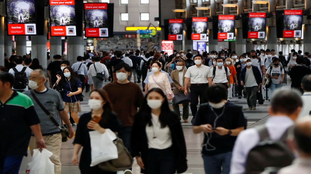 東京防疫破功 單日55例.警報解除後最多