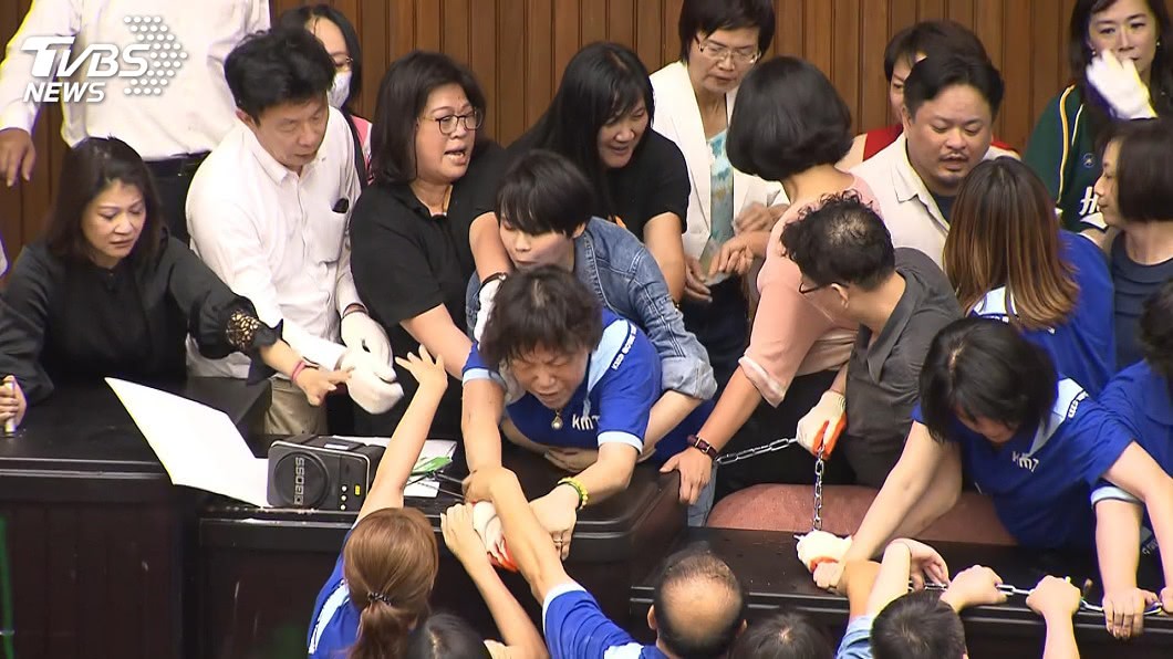 仿效太陽花學運占議場?陳水扁看國民黨:差多了