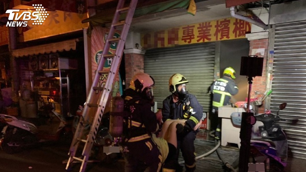 台中檳榔攤凌晨火警　6人受傷送醫含8月大女嬰