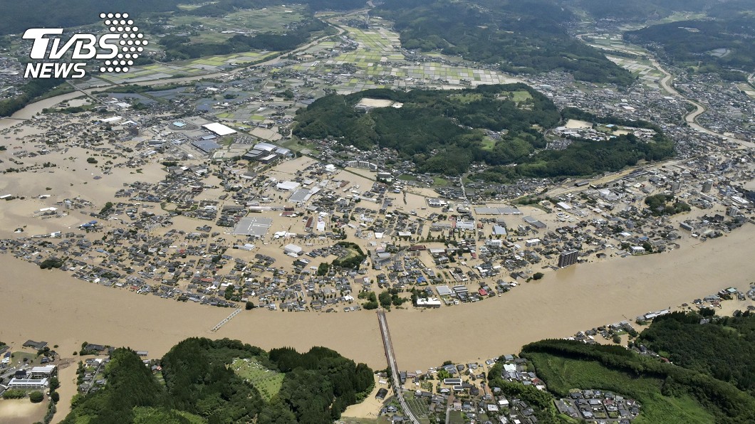 九州豪雨7.5萬人急撤 日本發布洪水山崩警報