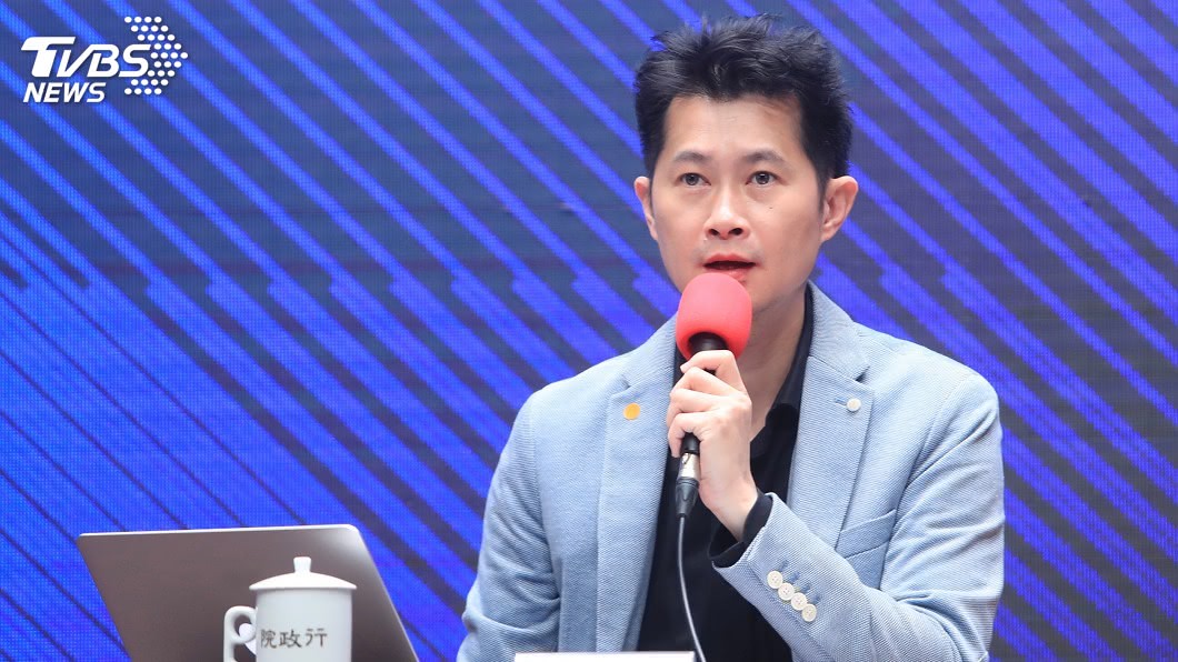 政院:二三設計不滿藍營抹黑退出標案 予以尊重