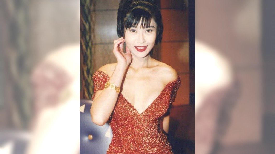 葉玉卿是90年代的性感女神。(圖/翻攝自臉書)