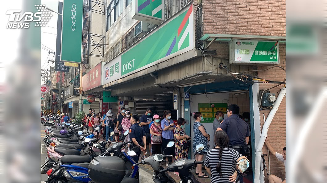 振興三倍券郵局開賣首日 各地狀況大致順暢