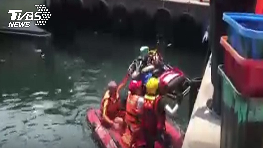 蝙蝠洞公園傳潛水意外 1男拉起無生命跡象