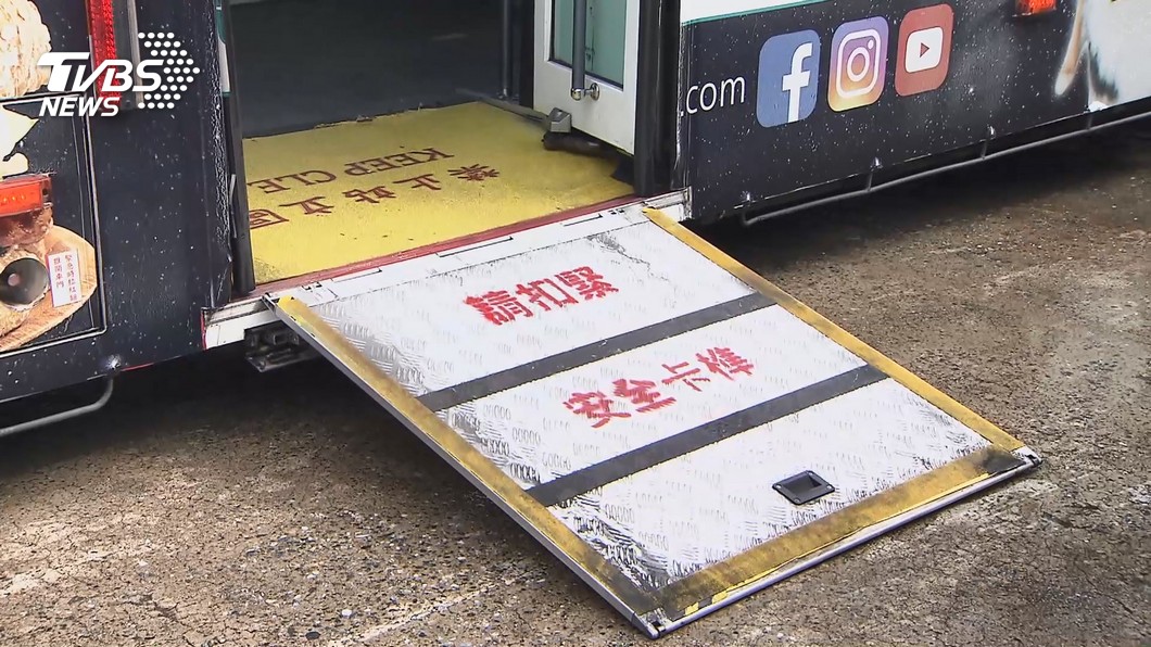 漸凍人凌晨遭公車拒載 新北交通局開罰9千元
