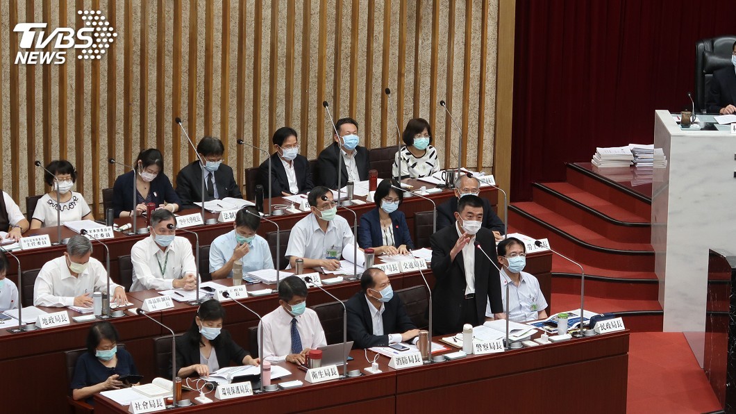 接任高市警局長拚治安 劉柏良:引入電擊棒執法
