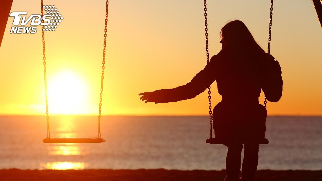 25歲女子表名不婚立場，被親戚說不婚的人都怪怪的。（示意圖／shutterstock達志影像）