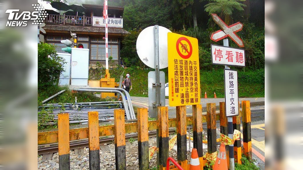 阿里山鐵路打坐男子到案說明 警方移送交通部裁處