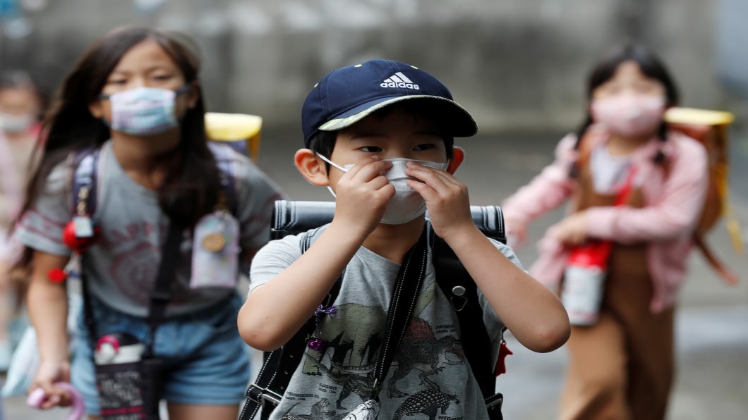 假期泡湯!日本「防疫假」補課 暑休剩4天