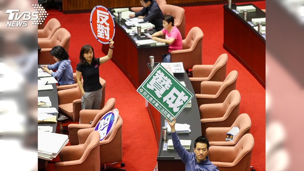 國民法官法拚三讀 立法院挑燈續演表決大戰