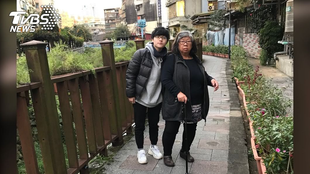 羅宜廷與祖母相依為命。(圖/新北市教育局提供)