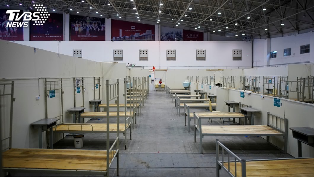 香港疫情升溫 港媒:北京擬助港府建方艙醫院