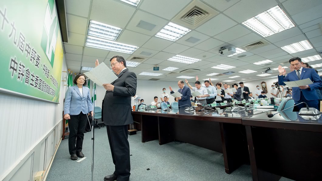 兼任民進黨內要職 鄭文燦:以黨輔政做出成績