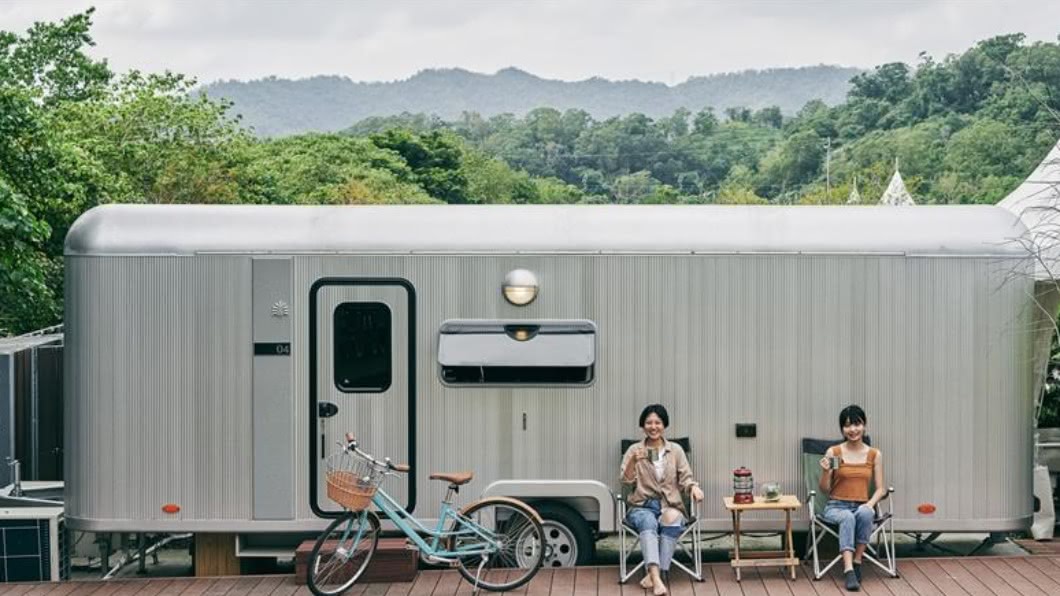 礁溪老爺得天露營車號稱只要入住便能擁有五星級體驗。(圖/翻攝自礁溪老爺酒店 得天露營車官方網站)