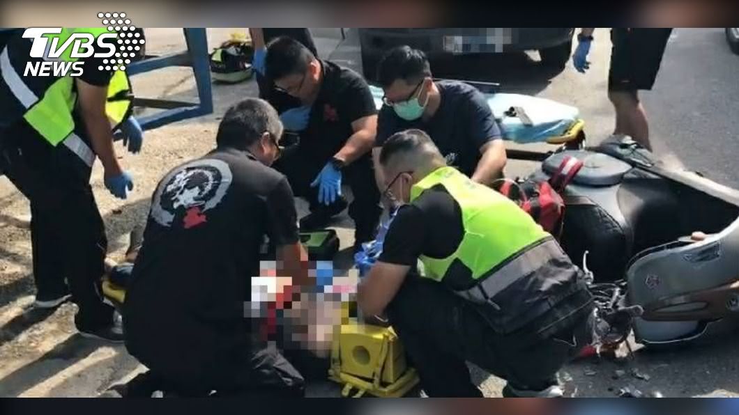26歲男騎搶救後仍不治。(圖/TVBS)