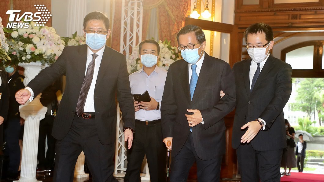 赴北賓弔唁李登輝 陳水扁:兩人契合多過矛盾