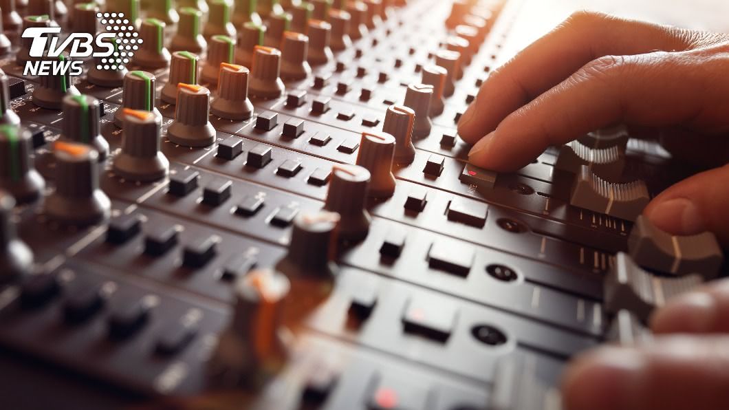 音痴救星！　軟體「Auto-Tune」保證不走音