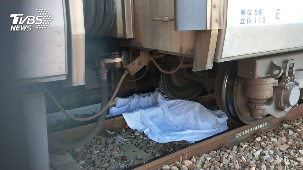 台鐵田中站驚傳婦人落軌 遭火車輾過「上下身分離」慘死