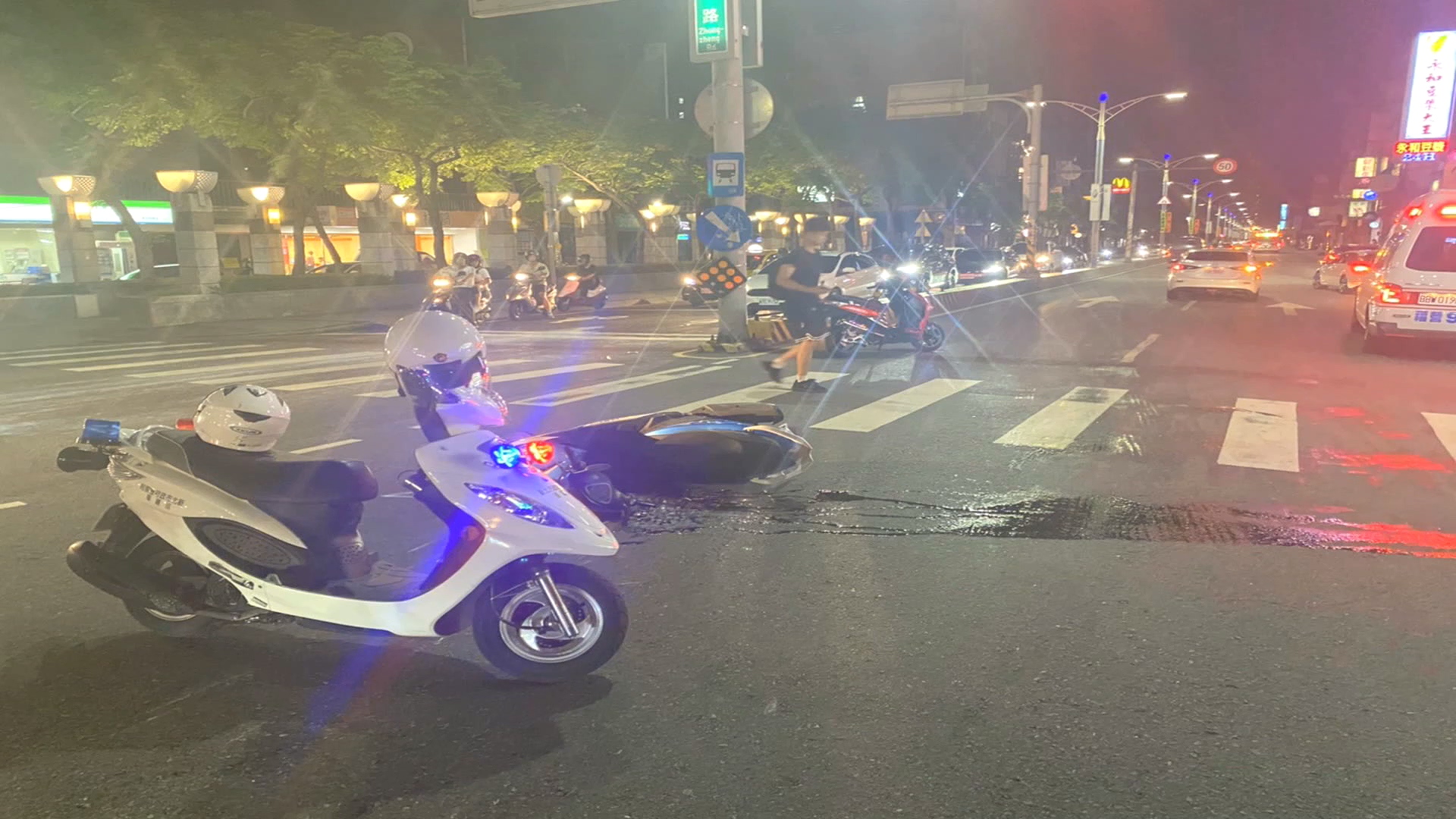 圖／翻攝自八卦村-行車紀錄器影片上傳中心